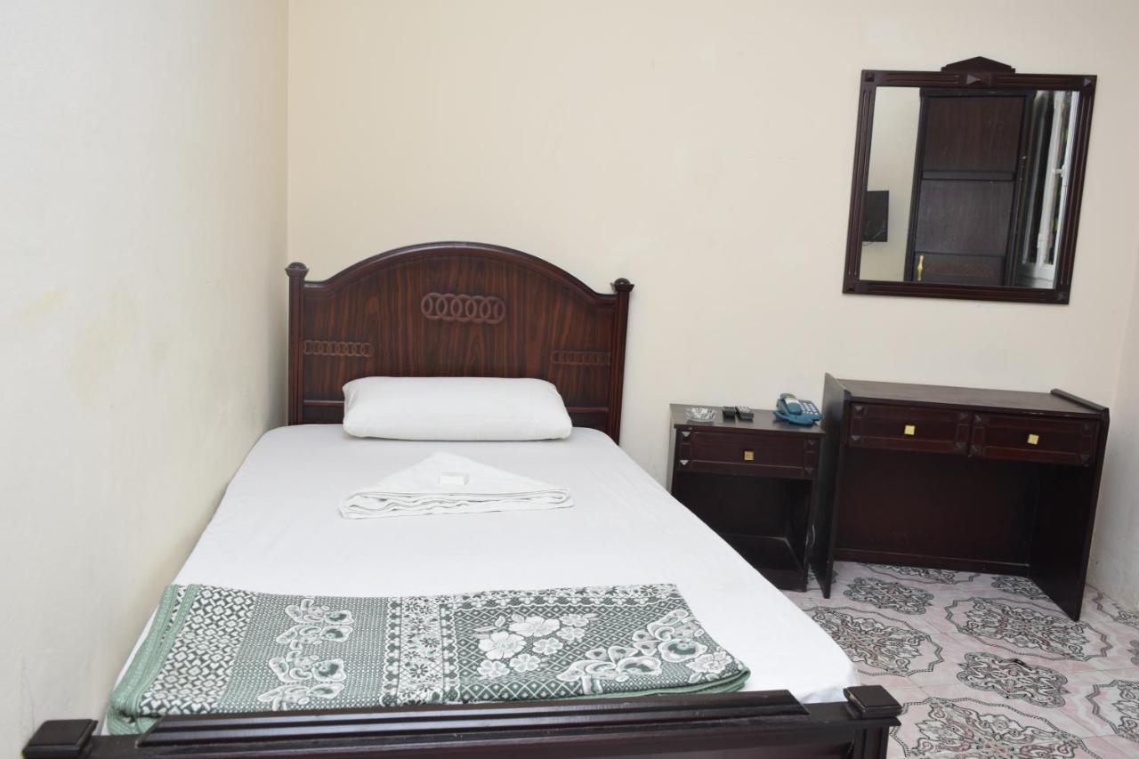 Egyptians Hostel *